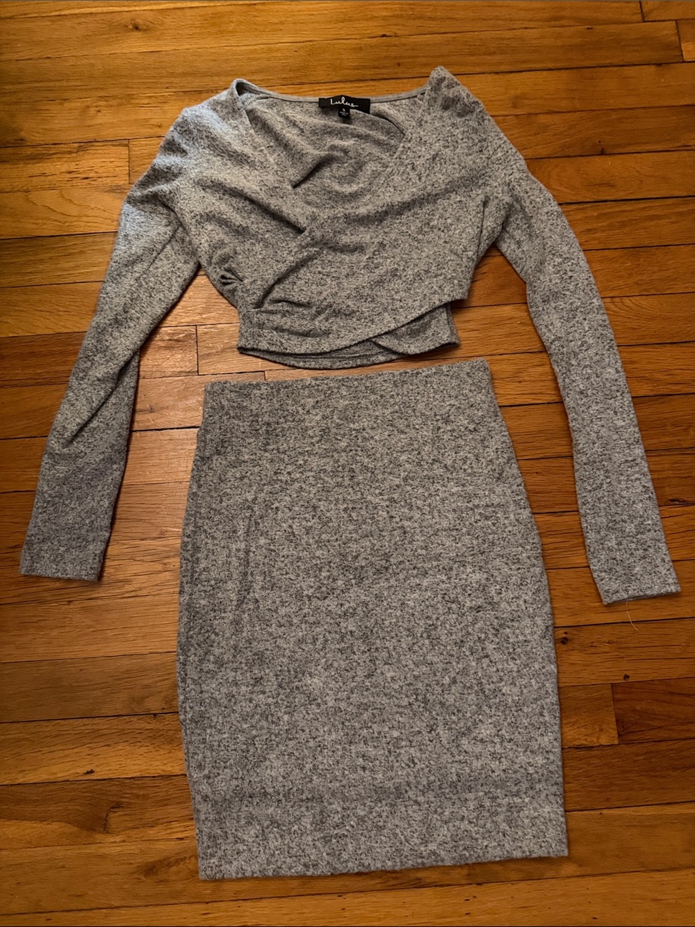 Lulu's Heather Gray Knit Pencil Skirt and Top Set.